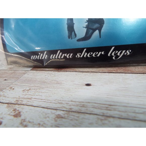 Silkies Ultra Control Top Jet Black Queen XL Pantyhose - Picture 4 of 6